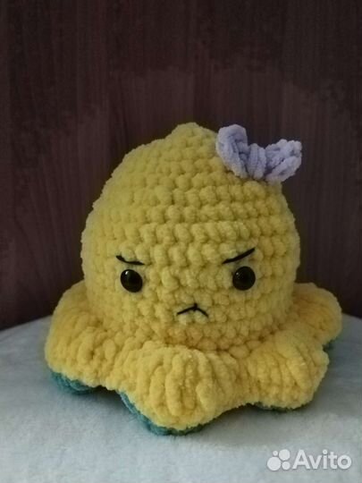 Осьминожка - перевёртыш вязаный