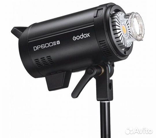 Вспышка студийная Godox DP600iiiv со светодиодной