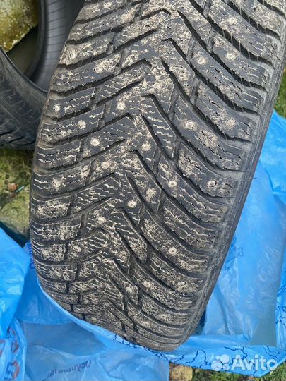 Nokian Tyres Hakkapeliitta 8 225/55 R17 101T