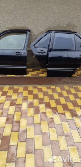 Двери на Чери Амулет