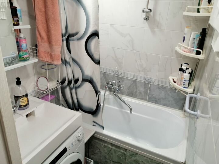 3-к. квартира, 58,4 м², 2/5 эт.