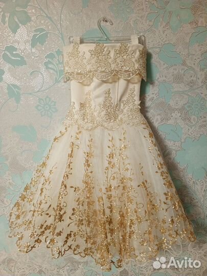 Платье праздничное 110