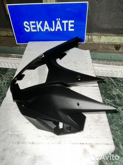 BRP 517306816 капот
