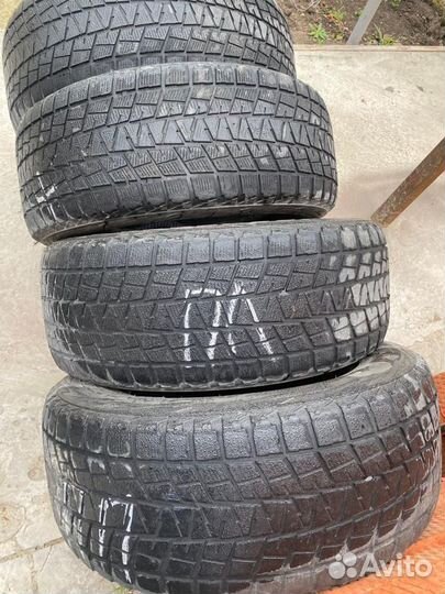 Bridgestone Blizzak DM-V1 285/60 R18 116R