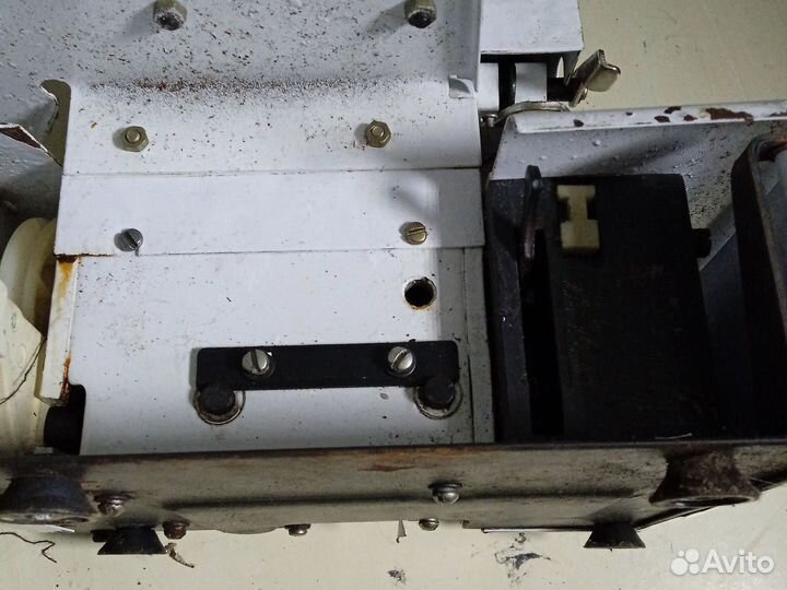 Оверлок для швейной машины Прима