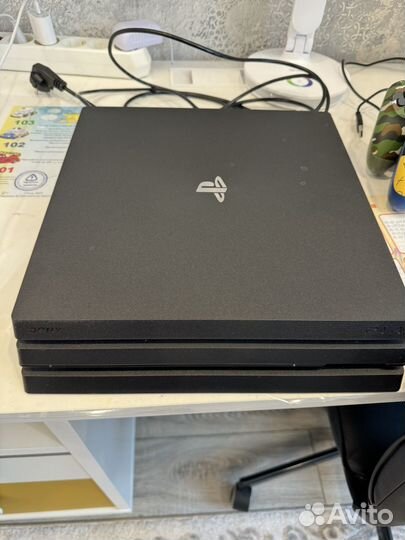 Sony PS4 pro 1tb