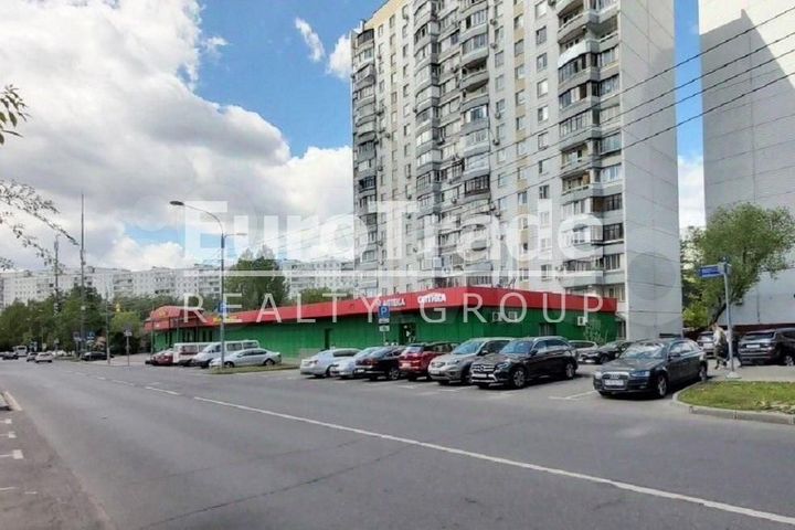 Продам торговое помещение, 2781 м²