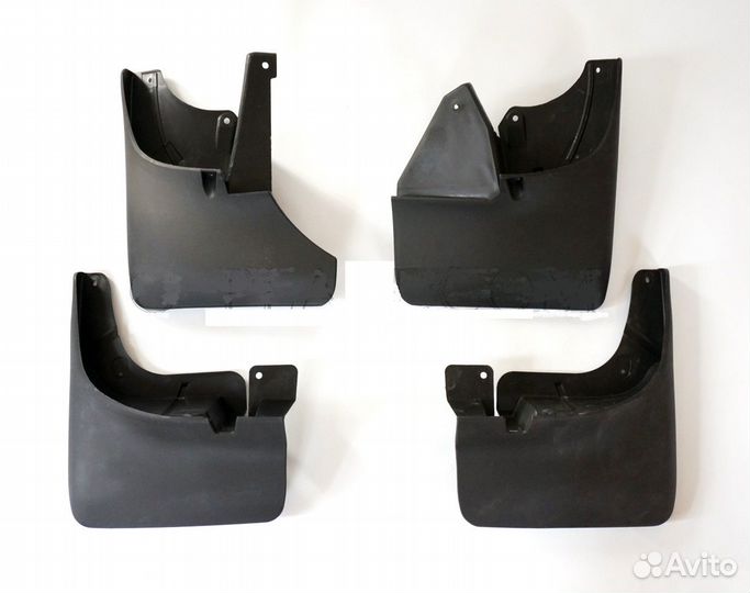 Брызговики Nissan Patrol / Safari Y61