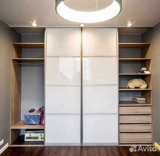 Шкаф купе. Бесплатная доставка