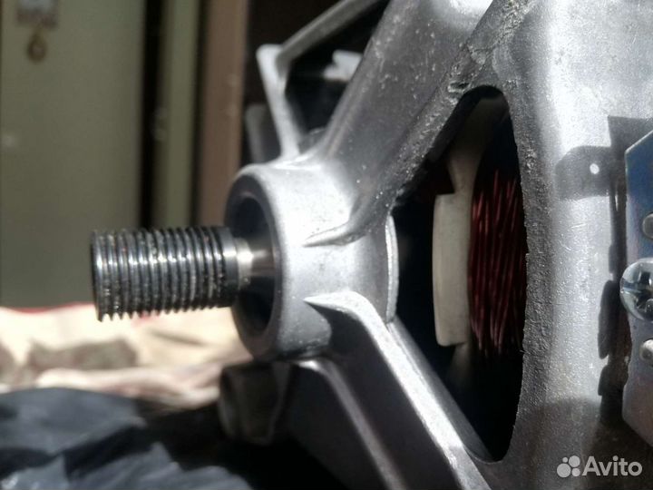 Двигататель стиральной машины