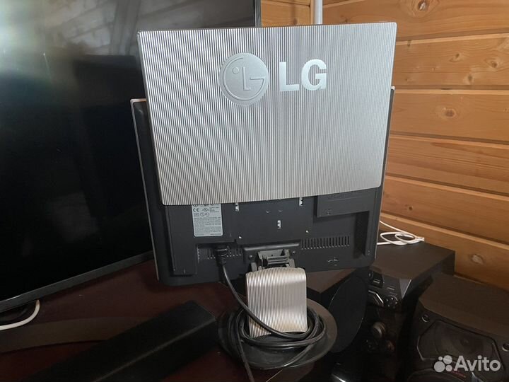 Монитор lg flatron l1530s