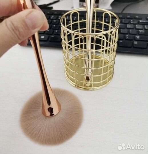 Кисти для макияжа