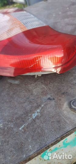 Задний правый фонарь на хундай акцент