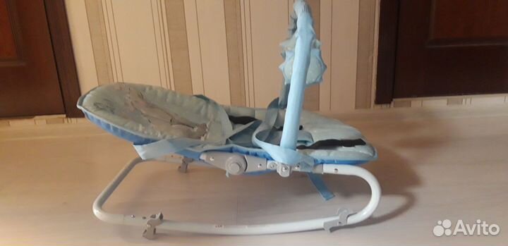 Шезлонг для новорожденных