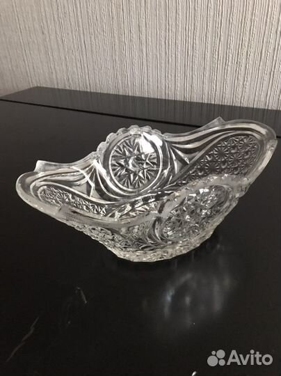 Большая хрустальная ваза салатник