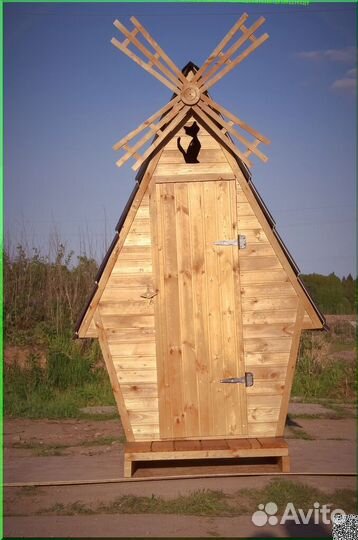 Дачный туалет деревянный