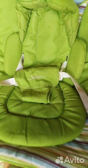 Шезлонг детский