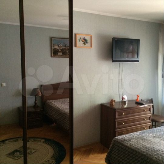 2-к. квартира, 60 м², 3/5 эт.