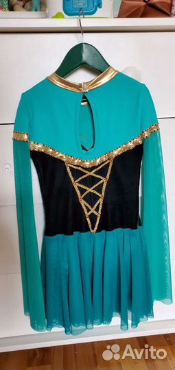 Платье для фигурного катания