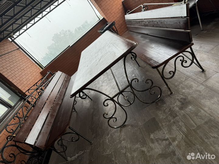 Скамейка деревянная