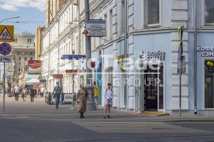 Продам торговое помещение, 315 м²