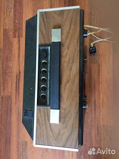 Магнитофон Астра модель 207