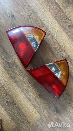 Фонарь задний левый/правый Mitsubishi Lancer 7