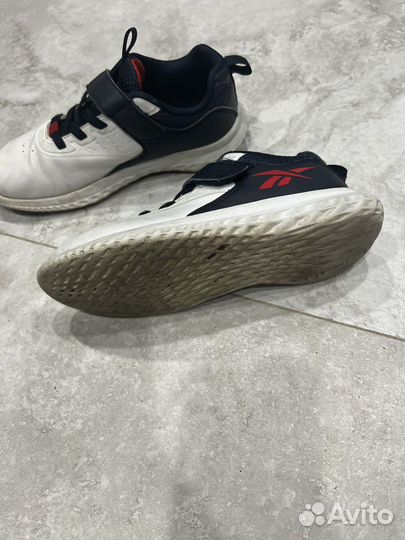 Reebok детские кроссовки 33-34