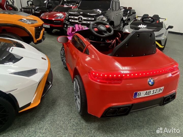 Детский электромобиль с пультом