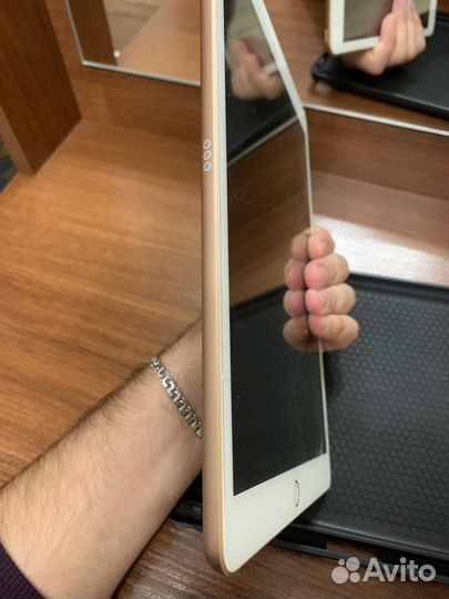 iPad 7 2019