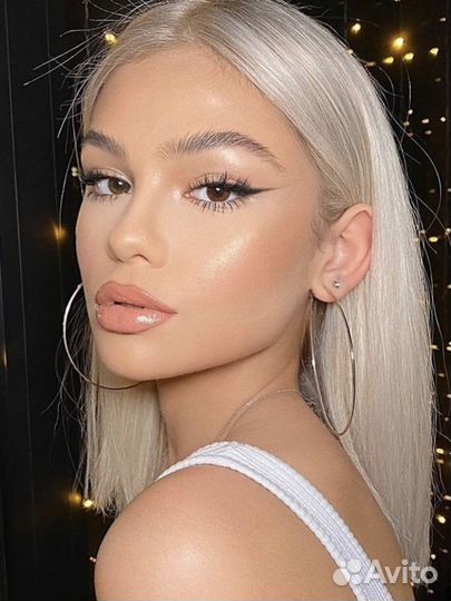 Макияж и прическа