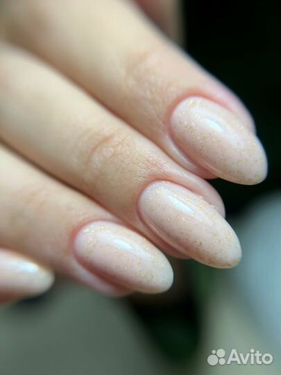 Маникюр с покрытием гель-лаком