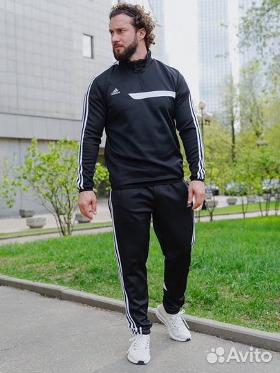 Спортивный костюм Adidas