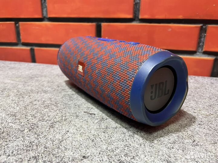 Колонка JBL Charge 3