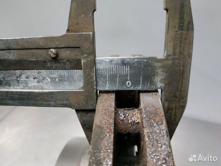 Тормозной диск передний Bmw 5-Series E60 M47TU2D20