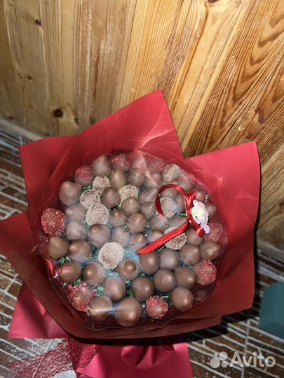 Букет из клубники в шоколаде