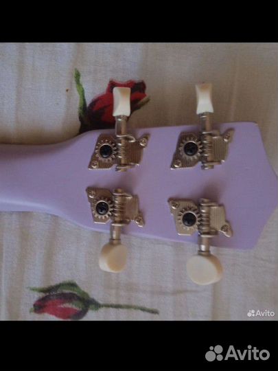 Укулеле. Музыкальный инструмент