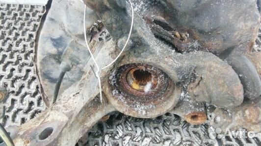 Ступица передняя правая toyota corolla E12 (BDN05N