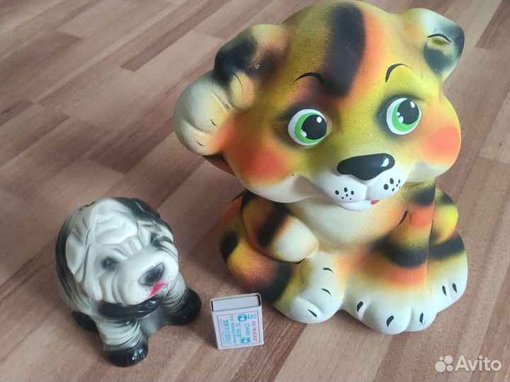 Копилка- статуэтка