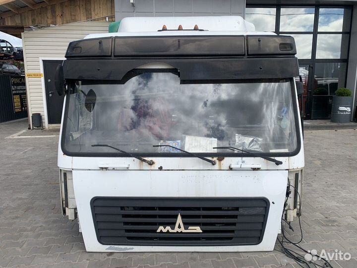 Кабина MAZ 5440