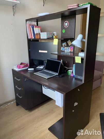 Компьютерный стол