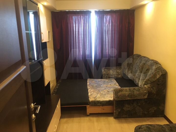 Комната 11 м² в 4-к., 8/9 эт.