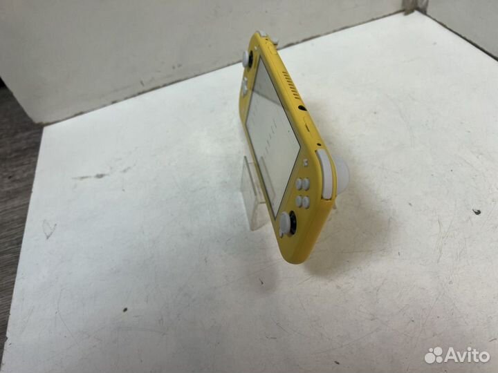 Игровые приставки Nintendo Switch Lite 128 GB