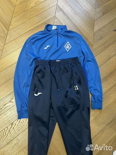 Тренировочный костюм крылья советов