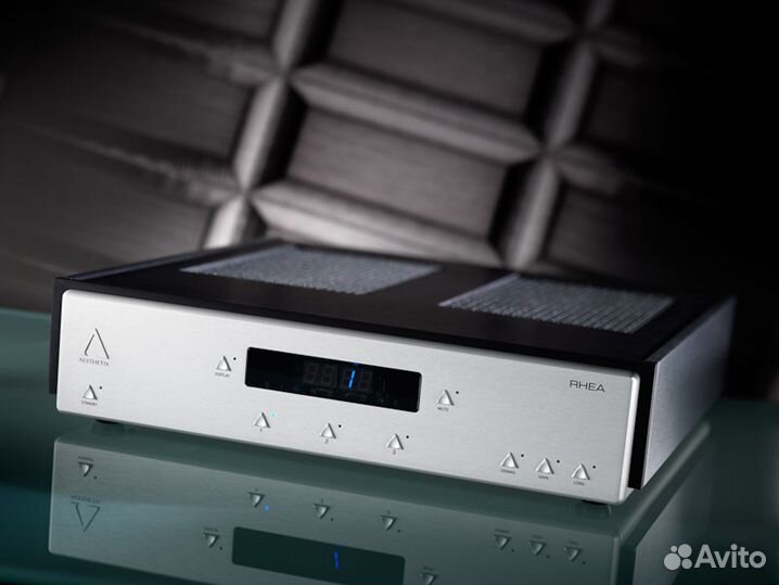 Фонокорректор Aesthetix Rhea