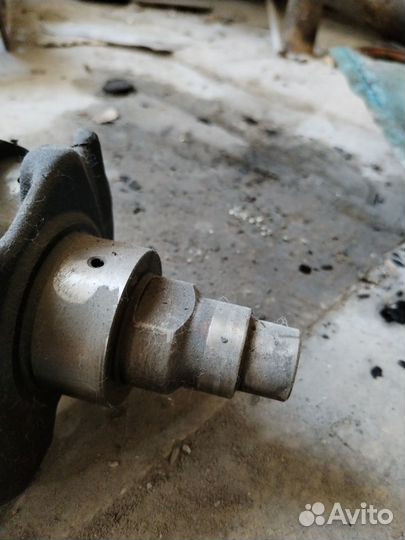Коленвал приора 1.6 под ремонт