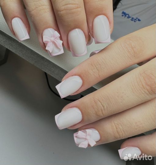 Маникюр с наращиванием