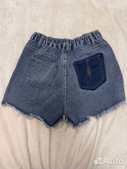 Шорты женские