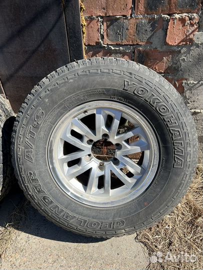 Комплект колес AT 265/70 R16 на японском литье ET0