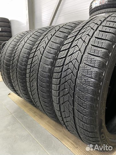 Pirelli Winter Sottozero 3 245/40 R19 98V
